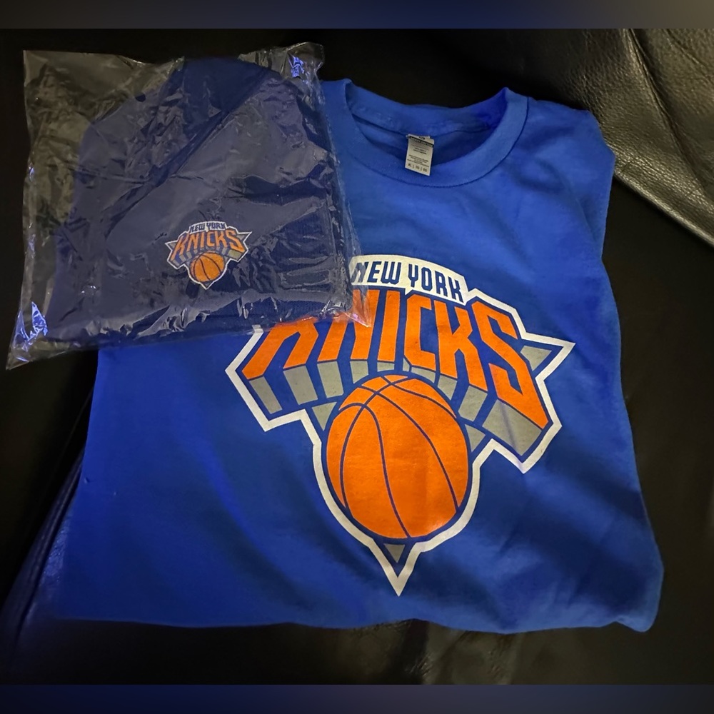 New York Knicks Shirt & Hat (Official) *Unisex*